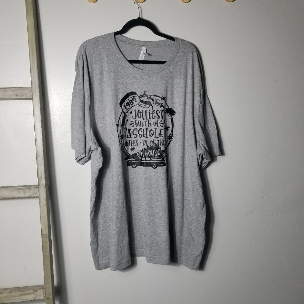 NWOT BELLA CANVAS LIGHT GRAY NATIONAL LAMPOON'S CHRISTMAS VACATION TEE SIZE 4XL